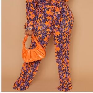NWT PrettyLittleThing Orange and Purple Floral Pants ~ Size Plus 22